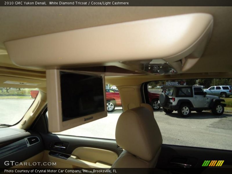 White Diamond Tricoat / Cocoa/Light Cashmere 2010 GMC Yukon Denali