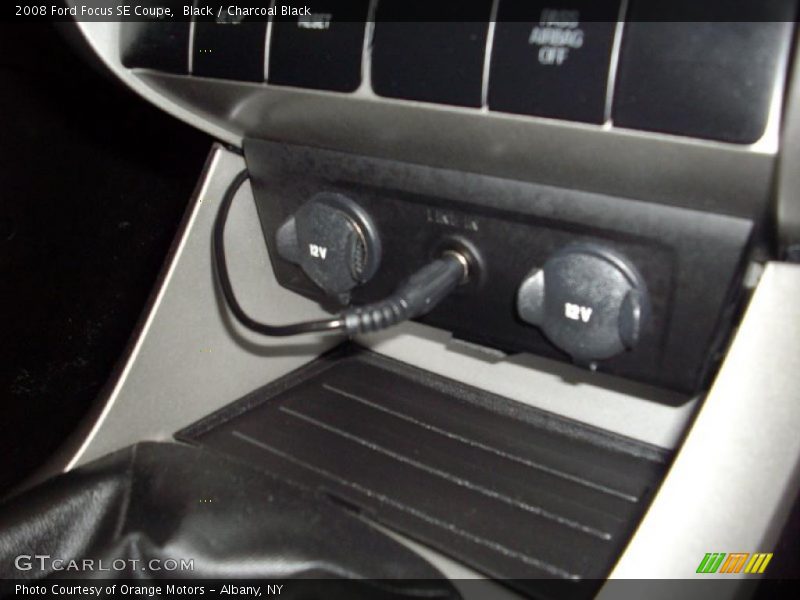 Black / Charcoal Black 2008 Ford Focus SE Coupe