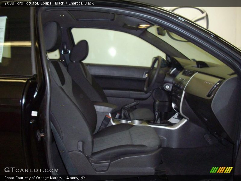 Black / Charcoal Black 2008 Ford Focus SE Coupe