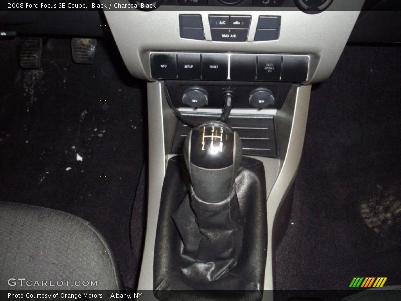 Black / Charcoal Black 2008 Ford Focus SE Coupe