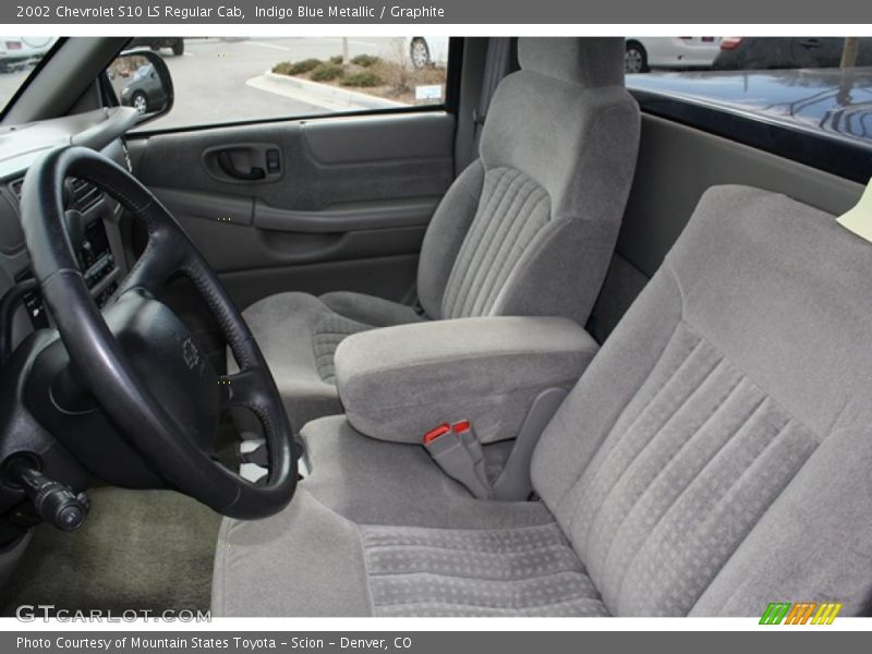  2002 S10 LS Regular Cab Graphite Interior
