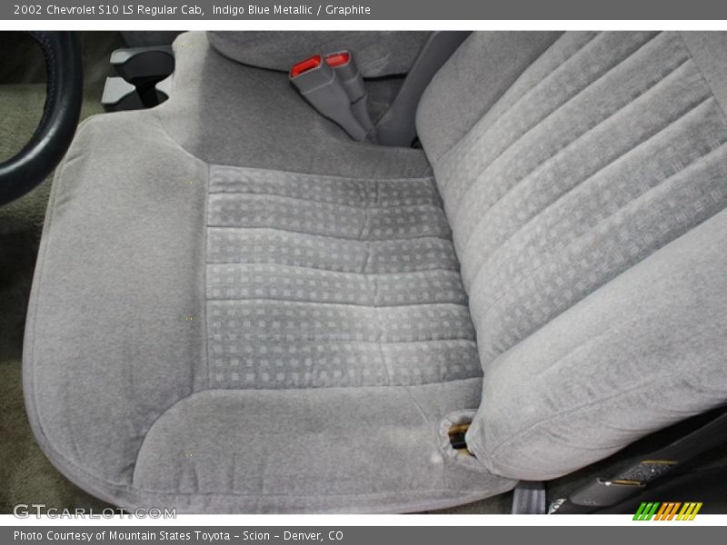 Indigo Blue Metallic / Graphite 2002 Chevrolet S10 LS Regular Cab
