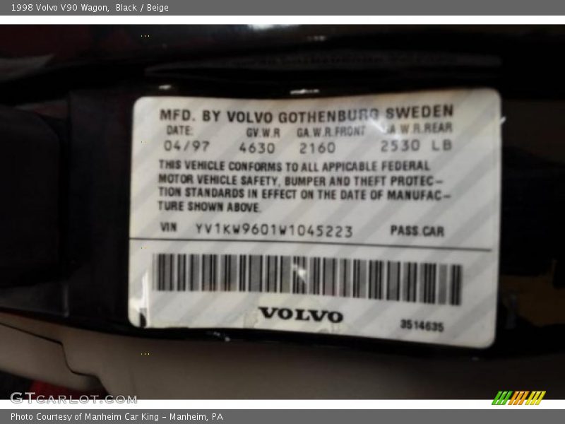 Black / Beige 1998 Volvo V90 Wagon
