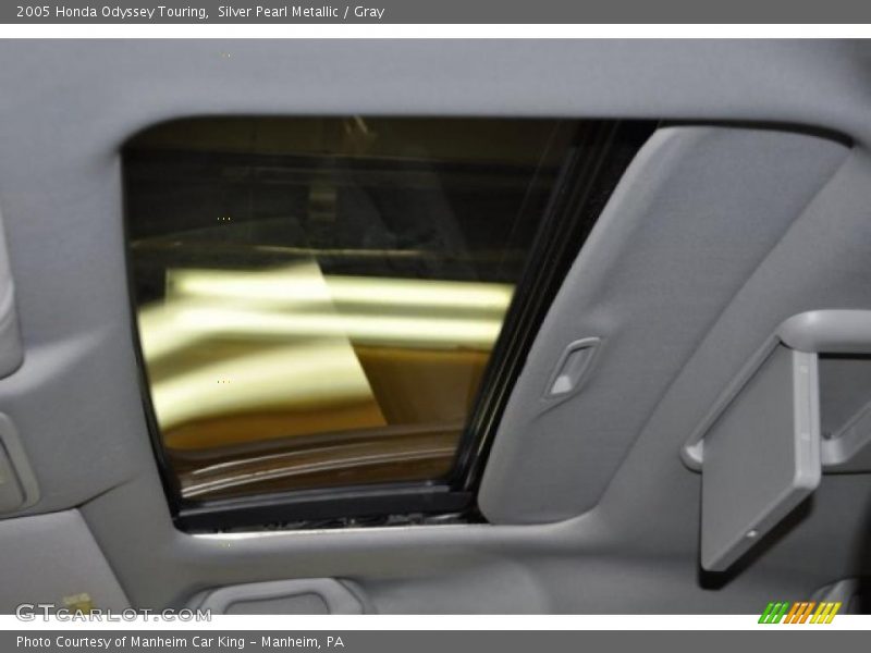 Silver Pearl Metallic / Gray 2005 Honda Odyssey Touring