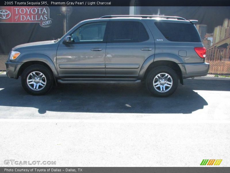 Phantom Gray Pearl / Light Charcoal 2005 Toyota Sequoia SR5