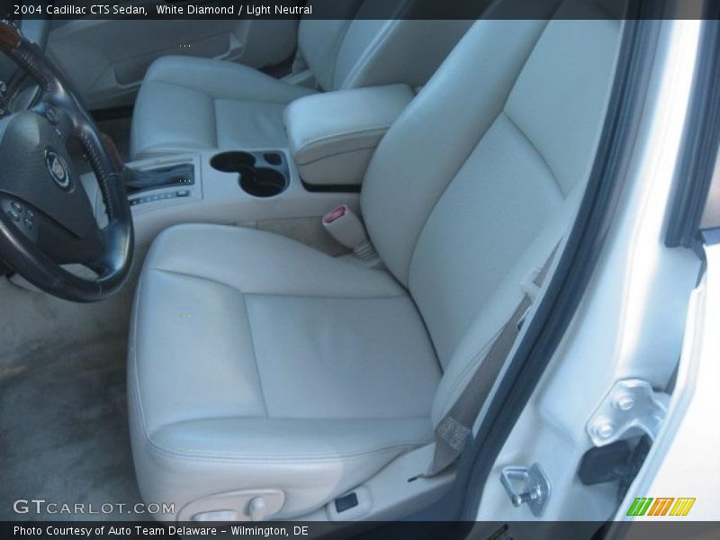 White Diamond / Light Neutral 2004 Cadillac CTS Sedan