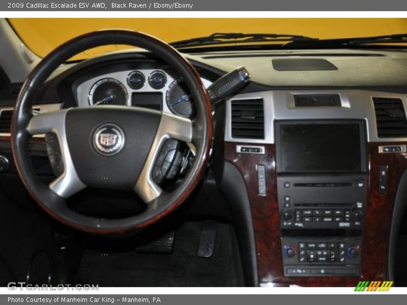Dashboard of 2009 Escalade ESV AWD