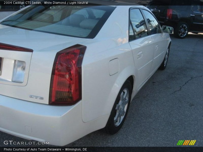 White Diamond / Light Neutral 2004 Cadillac CTS Sedan