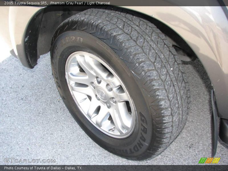 Phantom Gray Pearl / Light Charcoal 2005 Toyota Sequoia SR5
