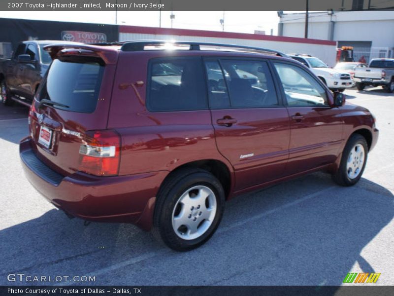 Maroon / Ivory Beige 2007 Toyota Highlander Limited