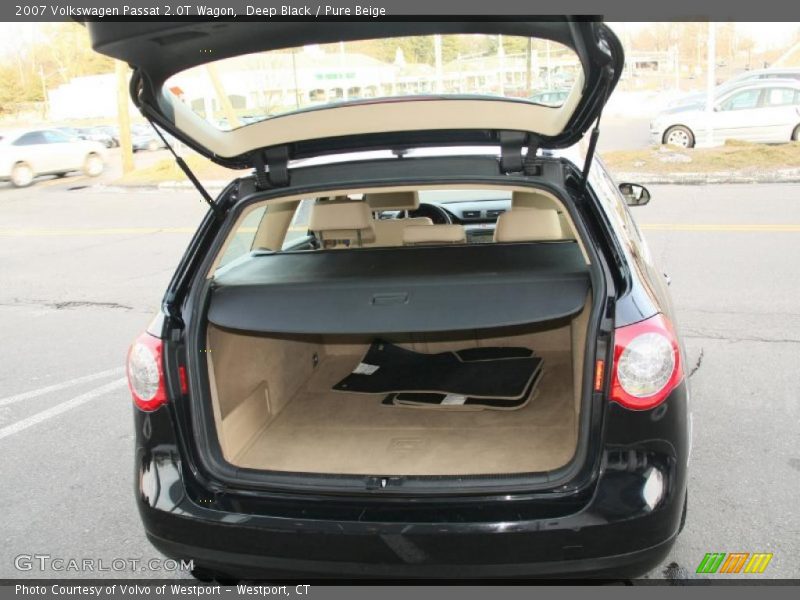 Deep Black / Pure Beige 2007 Volkswagen Passat 2.0T Wagon