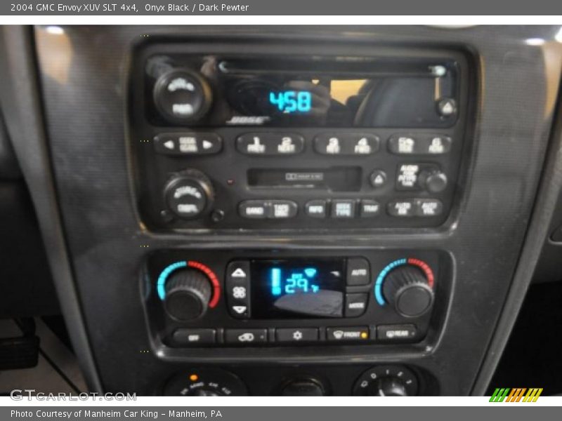 Onyx Black / Dark Pewter 2004 GMC Envoy XUV SLT 4x4