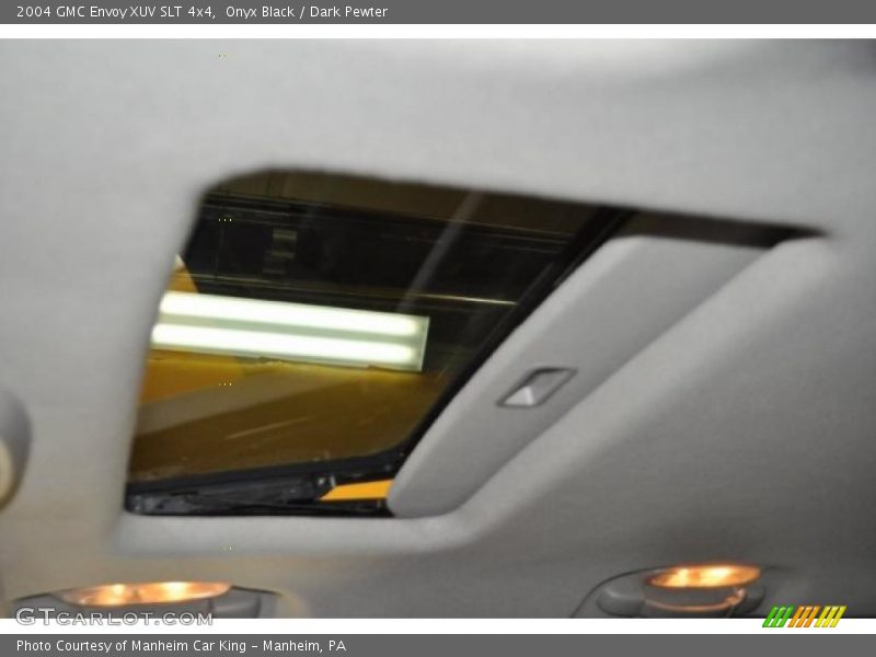 Onyx Black / Dark Pewter 2004 GMC Envoy XUV SLT 4x4