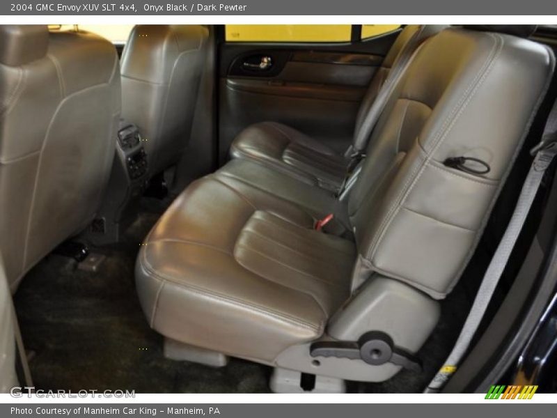 Onyx Black / Dark Pewter 2004 GMC Envoy XUV SLT 4x4