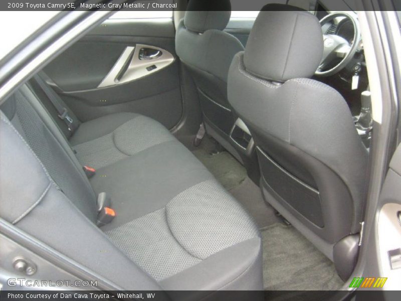Magnetic Gray Metallic / Charcoal 2009 Toyota Camry SE