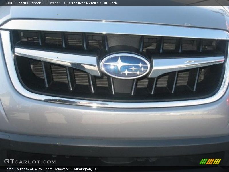Quartz Silver Metallic / Off Black 2008 Subaru Outback 2.5i Wagon