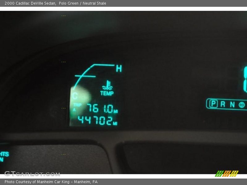 Polo Green / Neutral Shale 2000 Cadillac DeVille Sedan