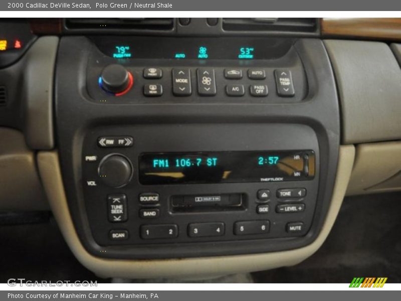 Polo Green / Neutral Shale 2000 Cadillac DeVille Sedan