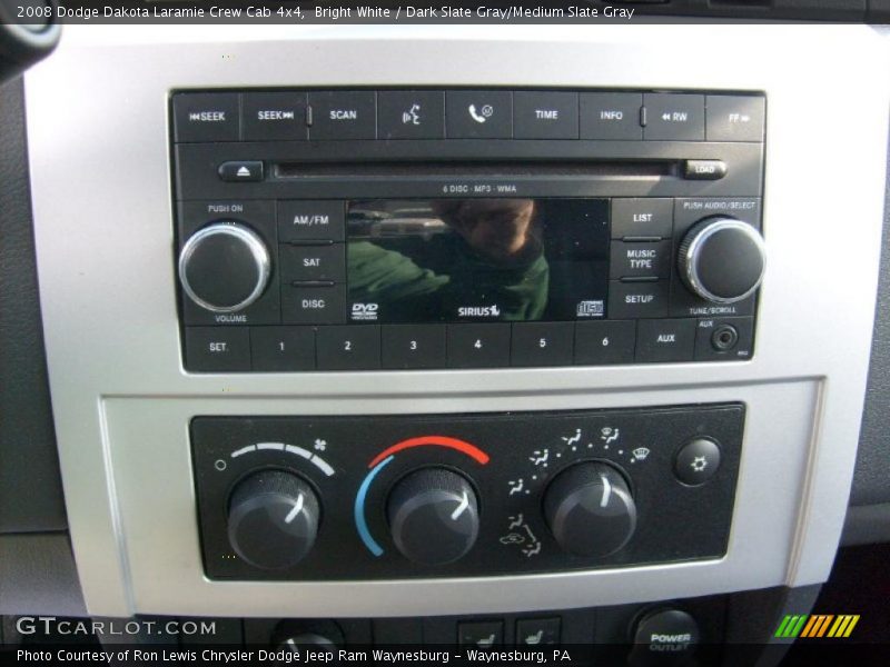 Bright White / Dark Slate Gray/Medium Slate Gray 2008 Dodge Dakota Laramie Crew Cab 4x4