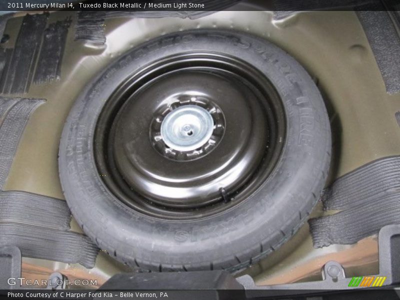 Tuxedo Black Metallic / Medium Light Stone 2011 Mercury Milan I4