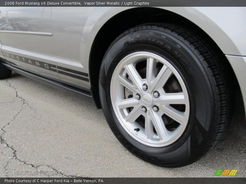 Vapor Silver Metallic / Light Graphite 2008 Ford Mustang V6 Deluxe Convertible