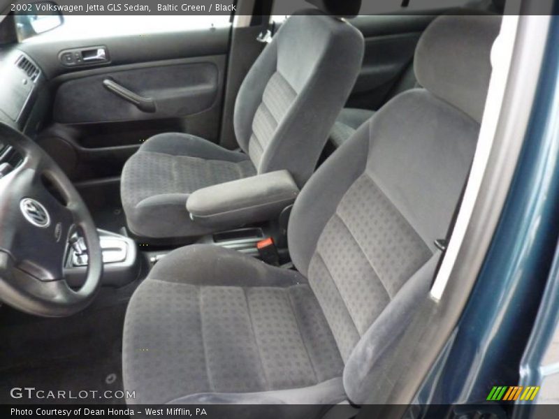Baltic Green / Black 2002 Volkswagen Jetta GLS Sedan