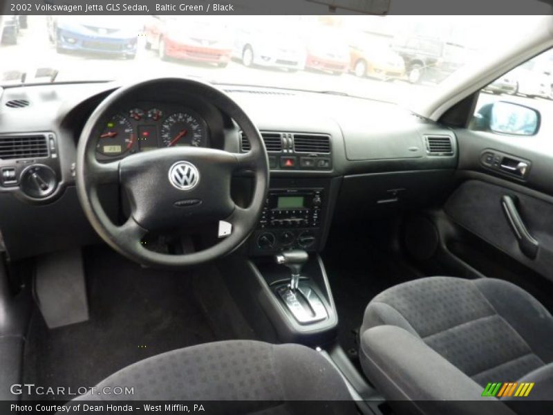 Baltic Green / Black 2002 Volkswagen Jetta GLS Sedan