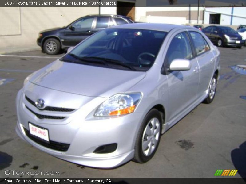 Silver Streak Mica / Dark Charcoal 2007 Toyota Yaris S Sedan