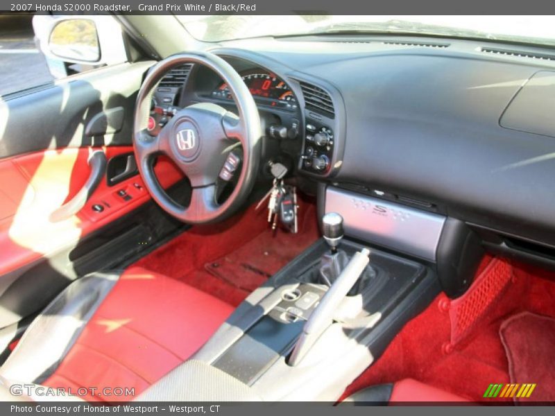 Dashboard of 2007 S2000 Roadster