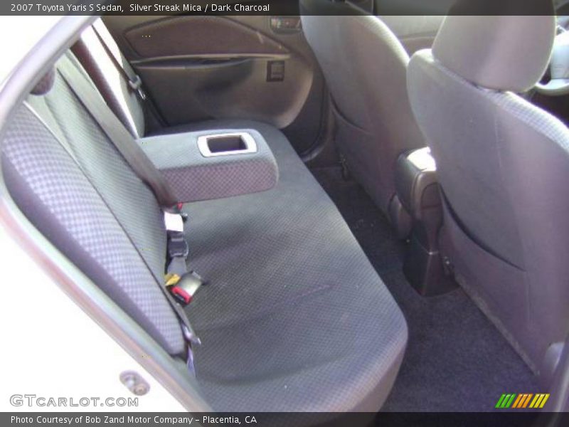 Silver Streak Mica / Dark Charcoal 2007 Toyota Yaris S Sedan