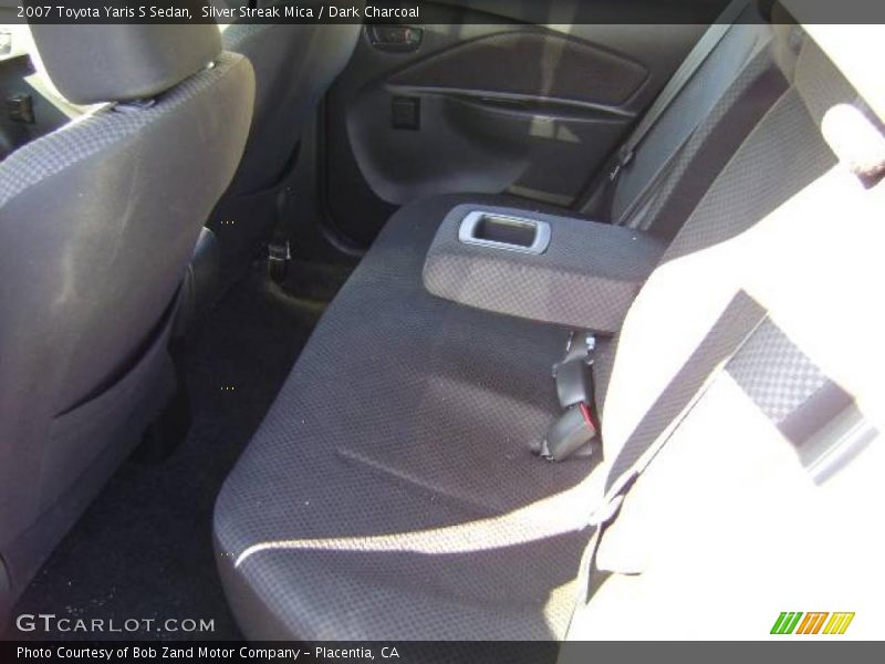 Silver Streak Mica / Dark Charcoal 2007 Toyota Yaris S Sedan