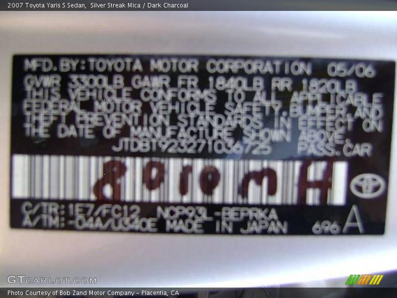 Silver Streak Mica / Dark Charcoal 2007 Toyota Yaris S Sedan