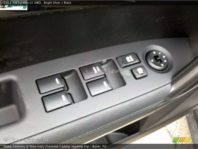 Bright Silver / Black 2011 Kia Sorento LX AWD