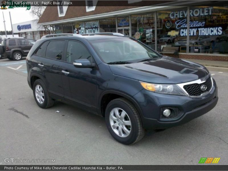 Pacific Blue / Black 2011 Kia Sorento LX