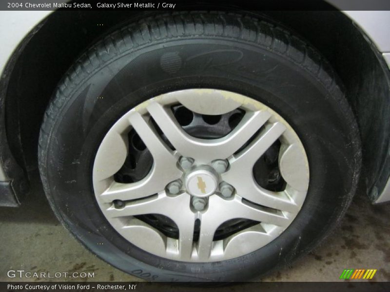 Galaxy Silver Metallic / Gray 2004 Chevrolet Malibu Sedan