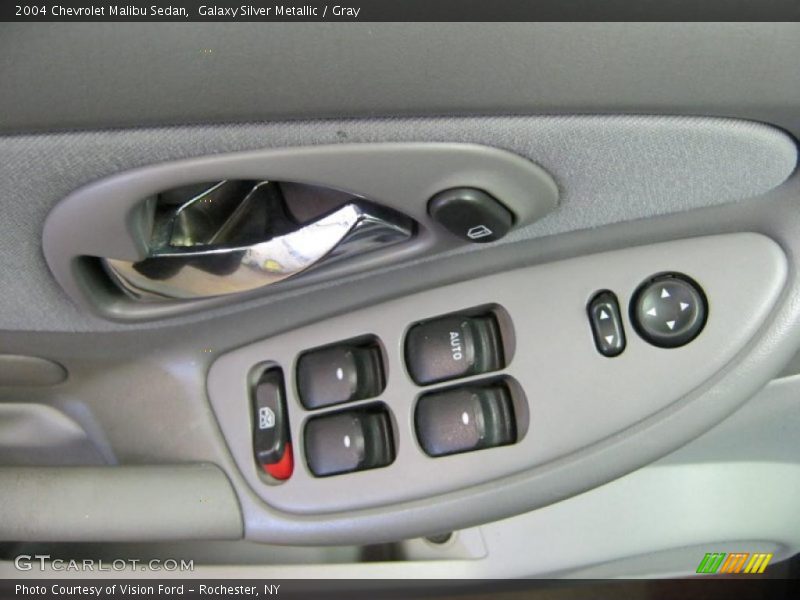 Galaxy Silver Metallic / Gray 2004 Chevrolet Malibu Sedan