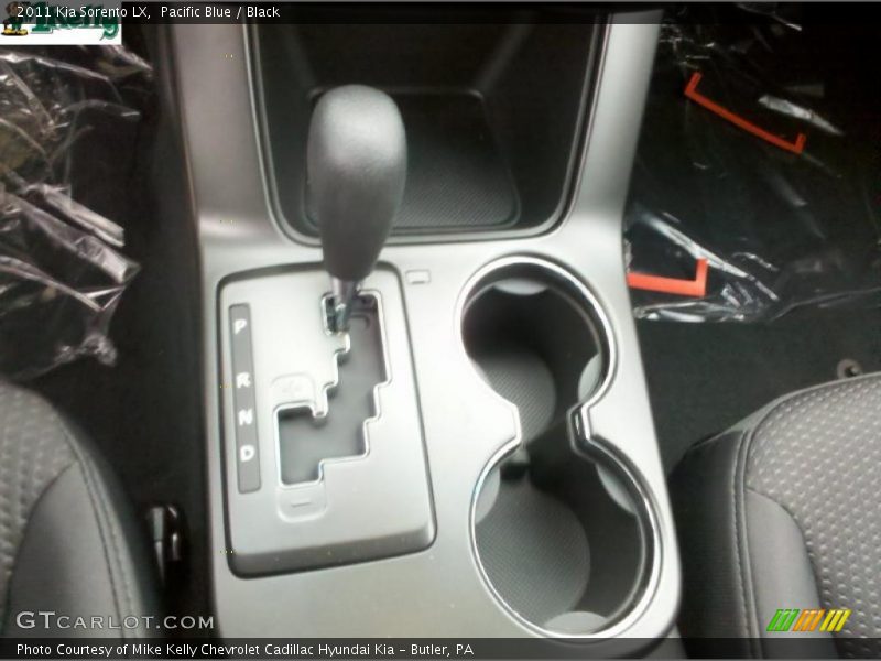 Pacific Blue / Black 2011 Kia Sorento LX