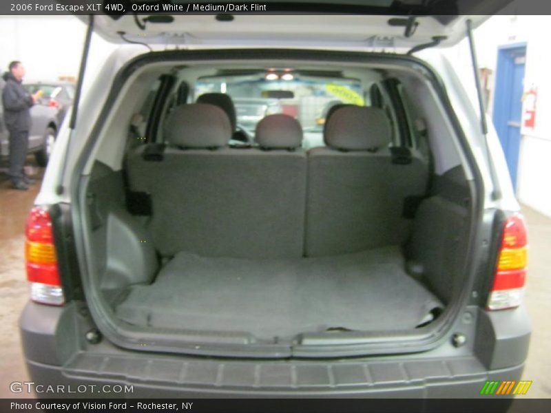 Oxford White / Medium/Dark Flint 2006 Ford Escape XLT 4WD