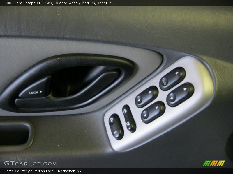 Oxford White / Medium/Dark Flint 2006 Ford Escape XLT 4WD