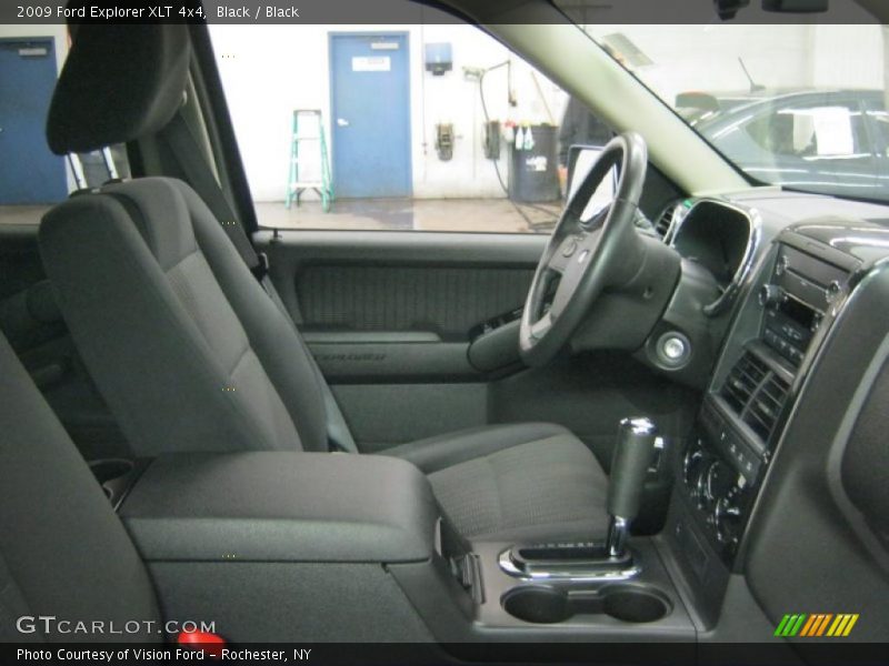 Black / Black 2009 Ford Explorer XLT 4x4