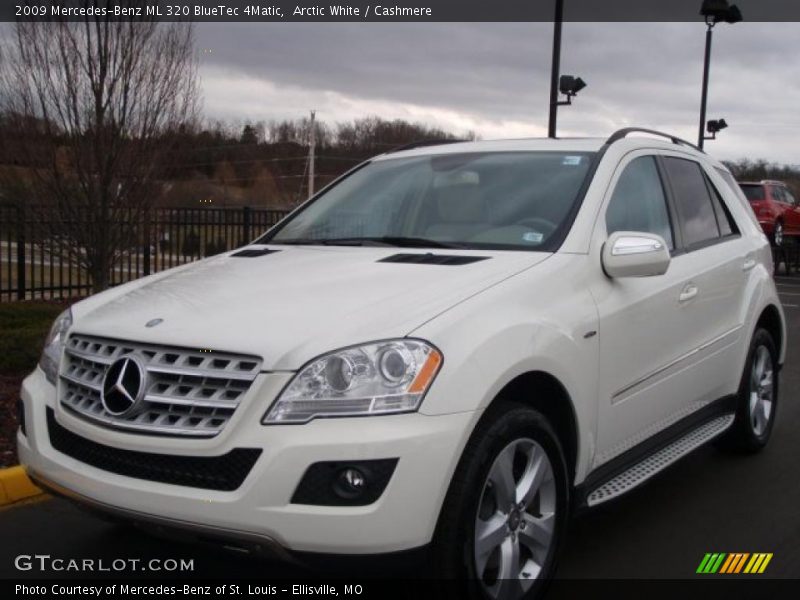 Arctic White / Cashmere 2009 Mercedes-Benz ML 320 BlueTec 4Matic