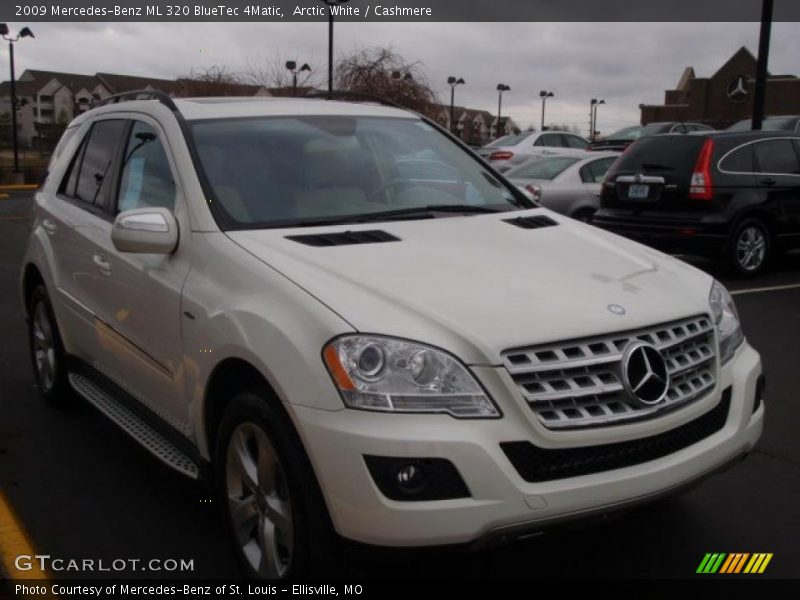 Arctic White / Cashmere 2009 Mercedes-Benz ML 320 BlueTec 4Matic