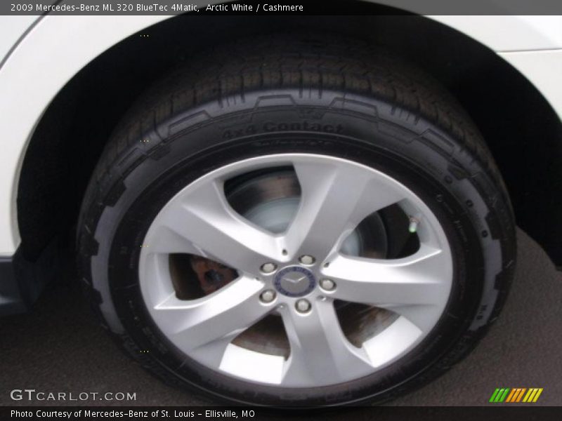 Arctic White / Cashmere 2009 Mercedes-Benz ML 320 BlueTec 4Matic
