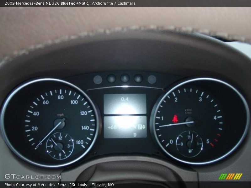 Arctic White / Cashmere 2009 Mercedes-Benz ML 320 BlueTec 4Matic