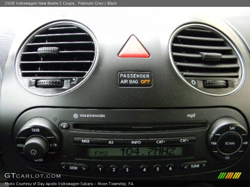 Platinum Grey / Black 2008 Volkswagen New Beetle S Coupe
