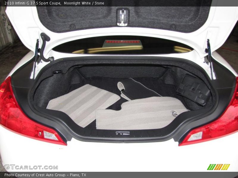  2010 G 37 S Sport Coupe Trunk