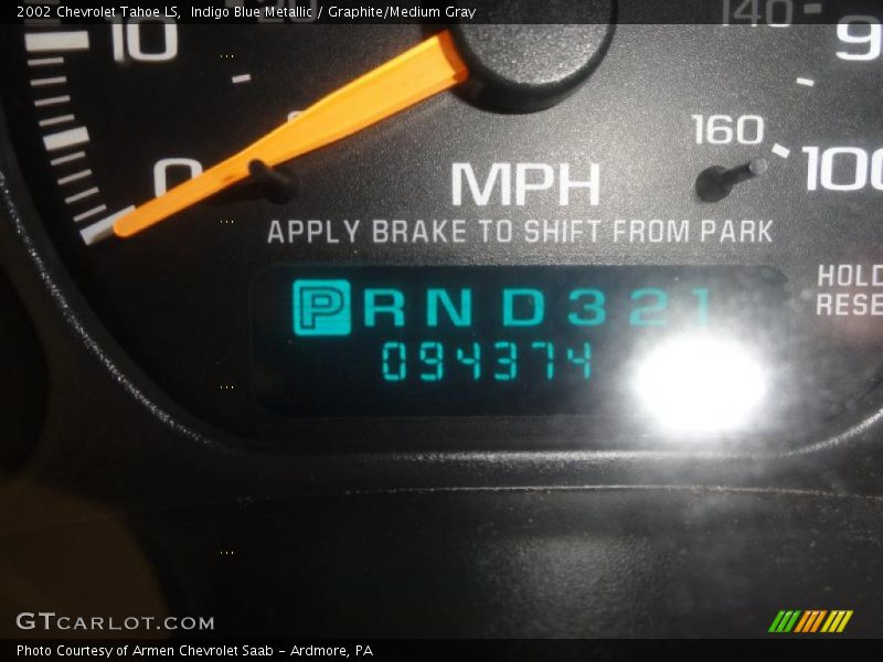 Indigo Blue Metallic / Graphite/Medium Gray 2002 Chevrolet Tahoe LS