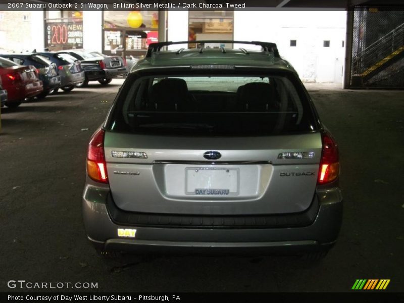 Brilliant Silver Metallic / Dark Charcoal Tweed 2007 Subaru Outback 2.5i Wagon