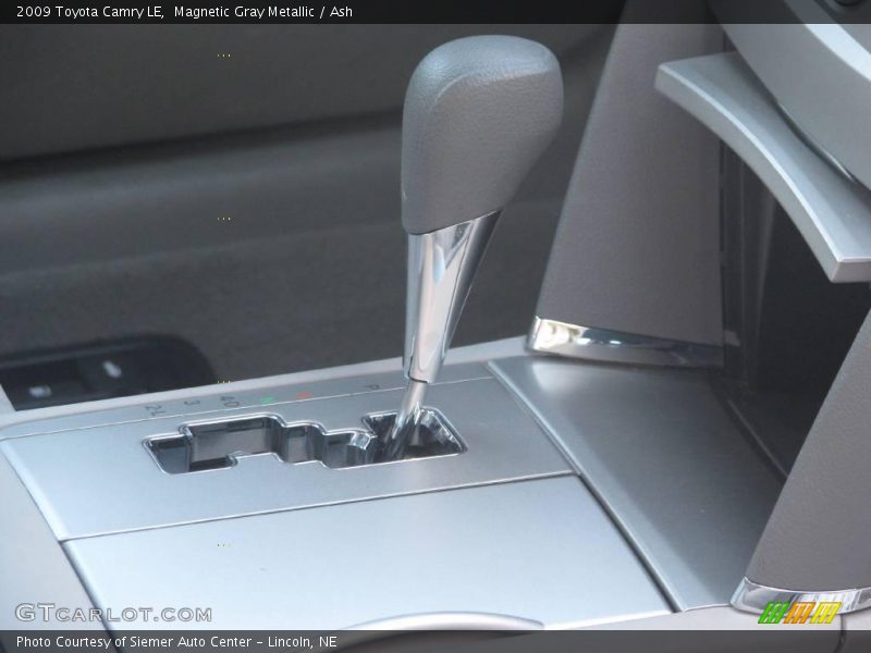 Magnetic Gray Metallic / Ash 2009 Toyota Camry LE