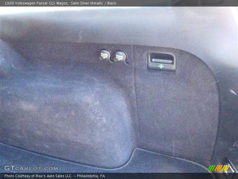 Satin Silver Metallic / Black 1999 Volkswagen Passat GLS Wagon